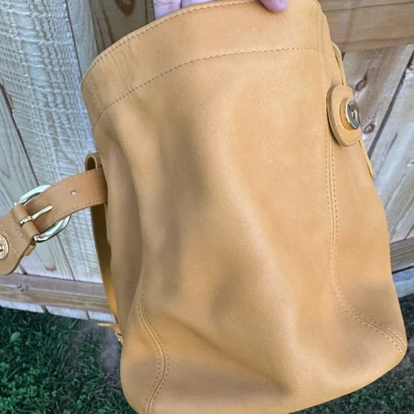 Vintage Coach Crossbody Buckle Bag - Picture 7 of 13